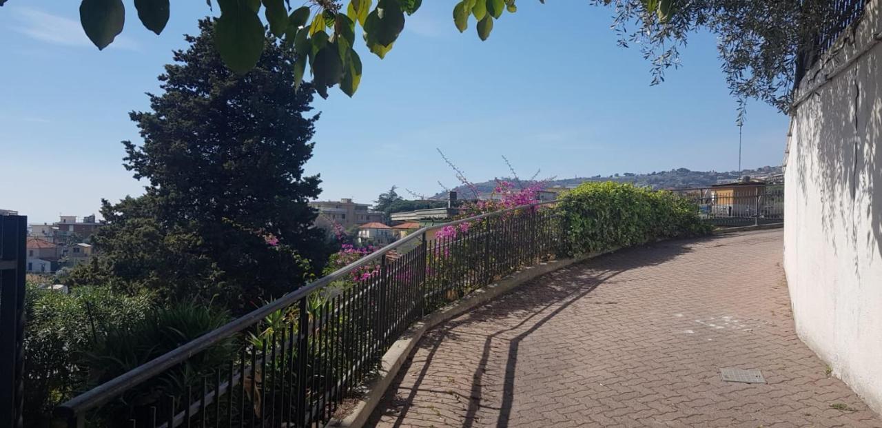 Casa Fiorenza Parcheggio Privato Sanremo Bagian luar foto
